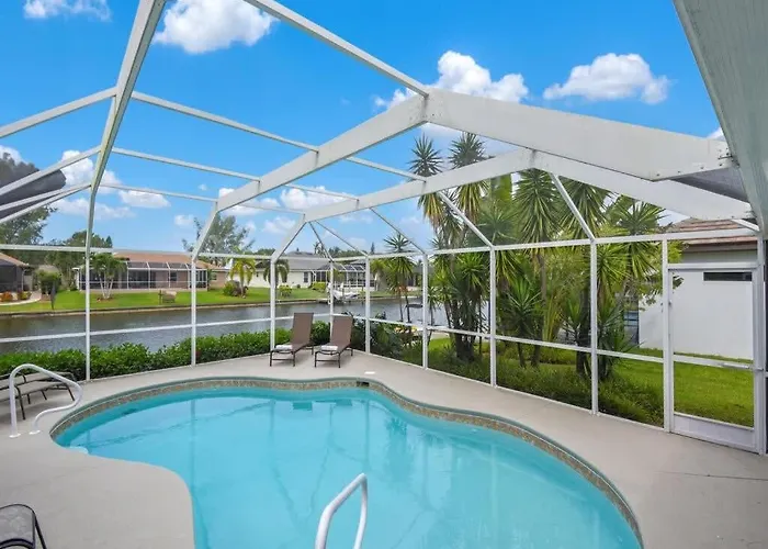Sunshine Home Retreat Heated Pool On Canal
