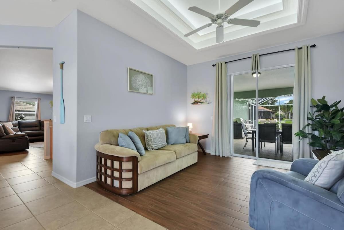 Sunshine Retreat Heated Pool On Canal * Cape Coral