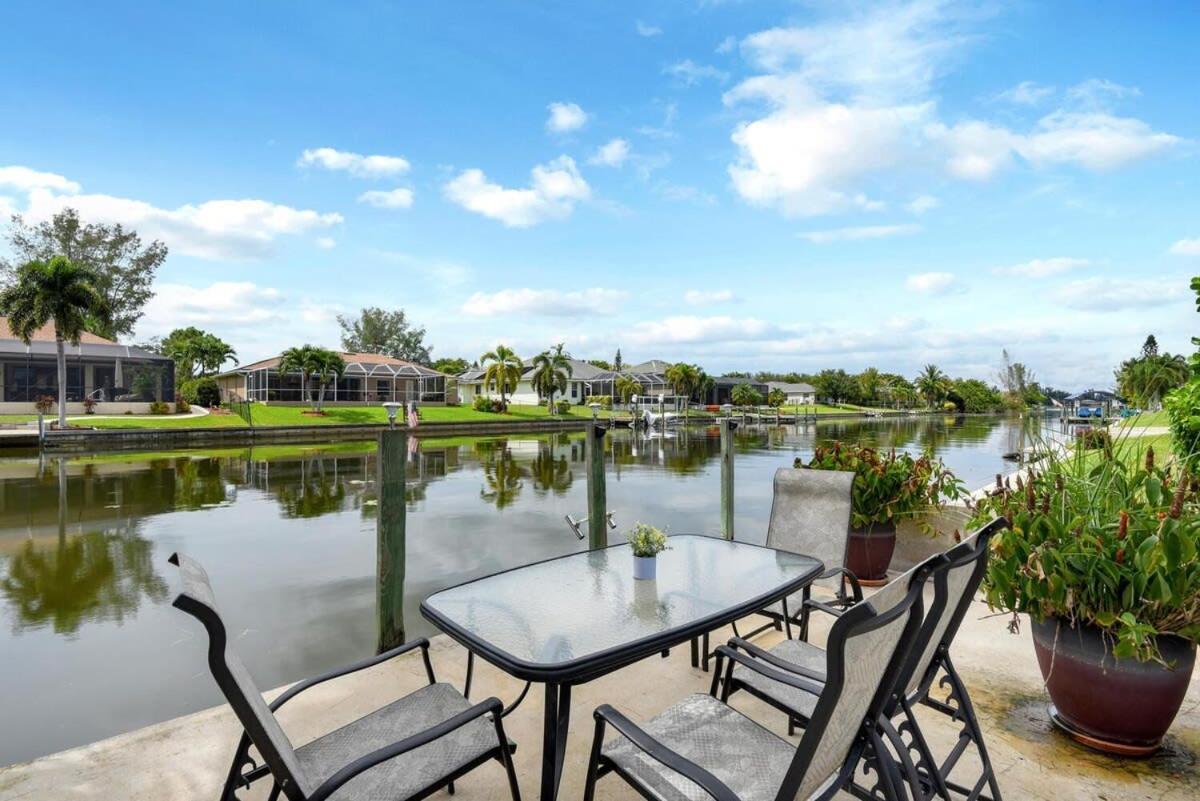 Sunshine Retreat Heated Pool On Canal *